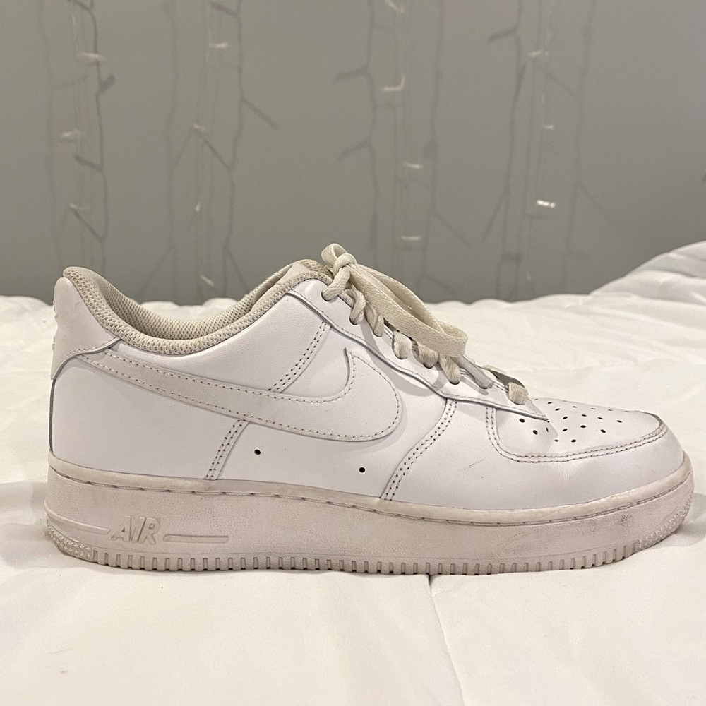 NIKE Air Force 1